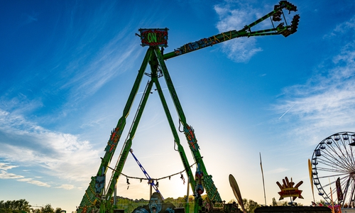 Der spektakuläre Ritt mit dem Konga-Affen.