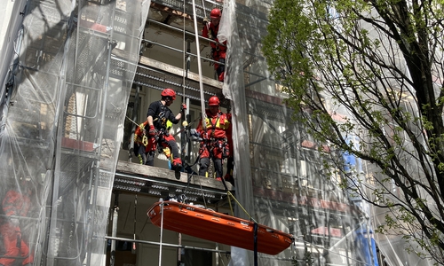 Die Höhenretter der Feuerwehr Braunschweig konnten den Verunglückten retten.