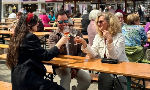 Besucher erwarten bei den Weintagen genussvolle Momente.