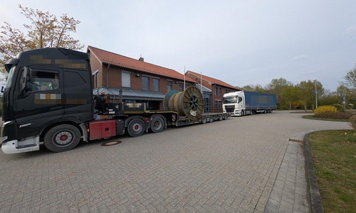 Der überladene Sattelzug (Archiv)