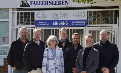 von links nach rechts: Eduard Schweigert, Roman Dettmann, Ulrike Köppe, Andreas König, Ulrich Kohnert, Andreas Klaffehn, Viktor Stuckert.