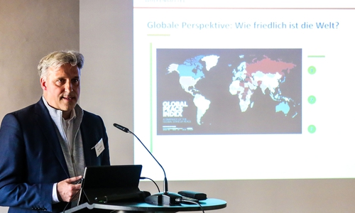 Erster Stadtrat Thorsten Drahn betonte die enge Zusammenarbeit aller sicherheitsrelevanten Akteure