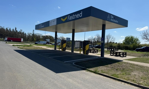 Die neuen Schnellladestationen Uhry Süd an der A2.