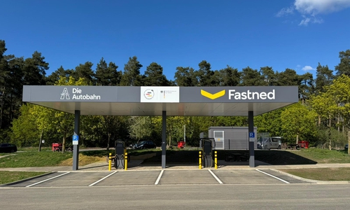 Die neuen Schnellladestationen Uhry Nord an der A2.