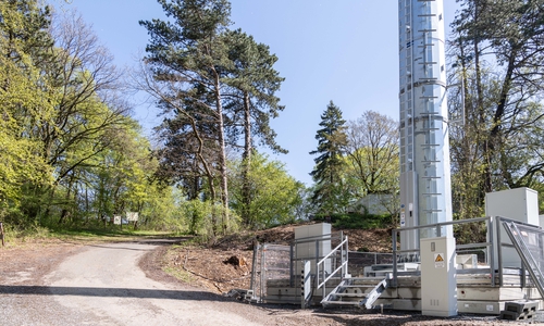 Der Funkmast war frei zugänglich.