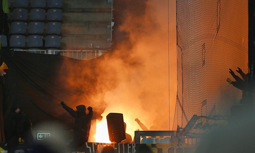 Fans mit Pyrotechnik (Archiv)