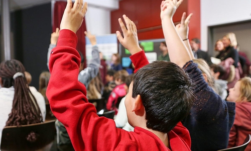 Kinder in einer Schule (Archiv)