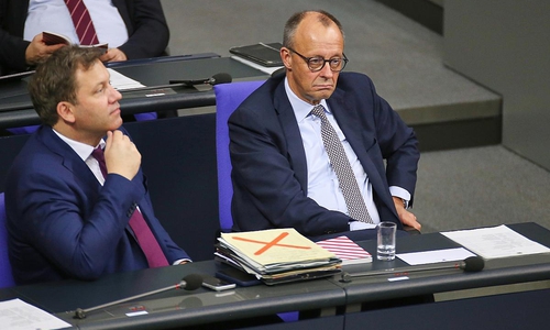 Lars Klingbeil und Friedrich Merz (Archiv)