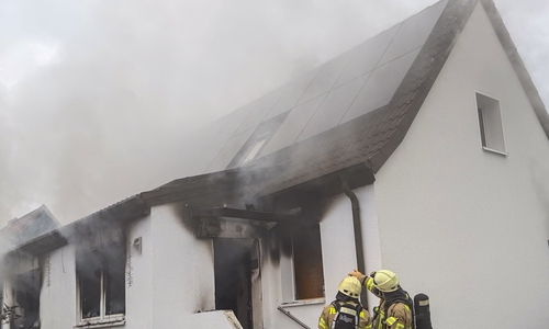 Das Gebäude wurde stark beschädigt.