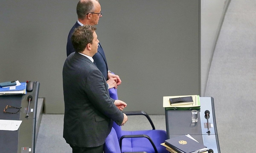 Lars Klingbeil und Friedrich Merz (Archiv)
