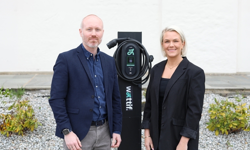 Andreas Strand, CEO Wattif EV und Celine Troye Hopsdal, Geschäftsführerin Wattif Nordics.