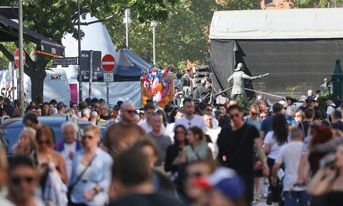 Menschen auf der Straße (Archiv)