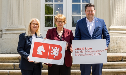 Bei der heutigen Pressekonferenz zum Tag der Niedersachsen vom 12. bis zum 14. Juni in Braunschweig haben Daniela Behrens, Niedersächsische Ministerin für Inneres, Sport und Digitalisierung, Braunschweigs Oberbürgermeister Dr. Thorsten Kornblum und Nina-Rebecca Fritzler, Geschäftsführerin der Braunschweig Stadtmarketing GmbH (li.), Details über das Programm und Besucherinfos preisgegeben.