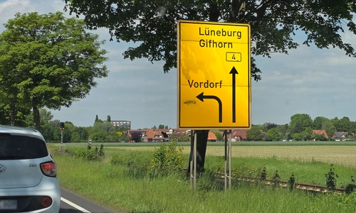 Die B4 soll zwischen Ausbüttel und Braunschweig vierspurig ausgebaut werden.