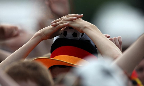 Fußballfan der Deutschen Fußball-Nationalmannschaft (Archiv)