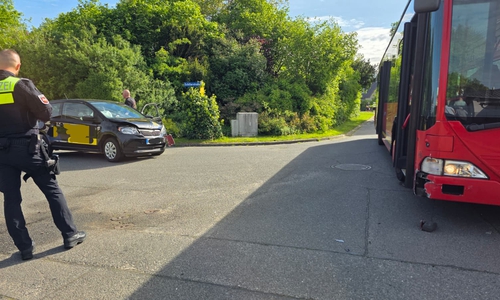 Die Fahrzeuge waren nur mit geringer Geschwindigkeit zusammengestoßen.
