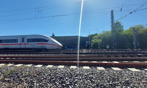 Schnellbremsung von ICE mit 460 Reisenden (Archiv)