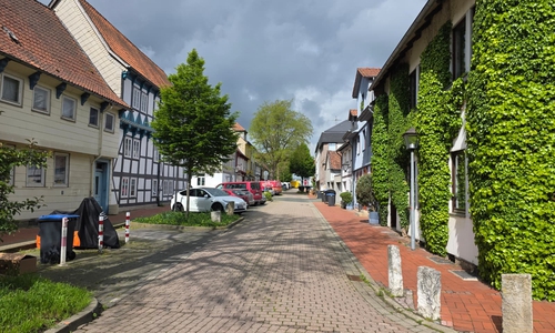 Nach einem Einsatz in der Rosenmüllerstraße kritisierte die Feuerwehr das Verhalten einiger Autofahrer. 