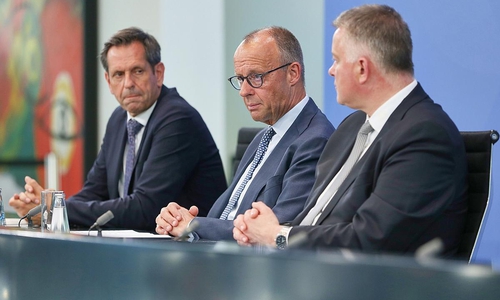 Olaf Lies, Friedrich Merz, Gordon Schnieder am 25.06.2026