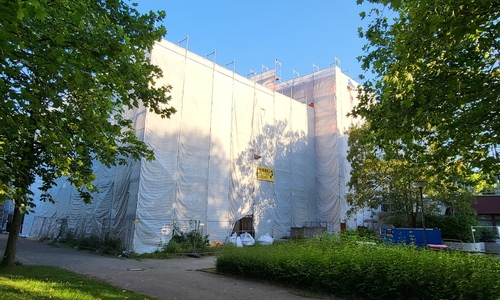 Bild der Sanierung von Turm 0 des Gymnasiums am Fredenberg.