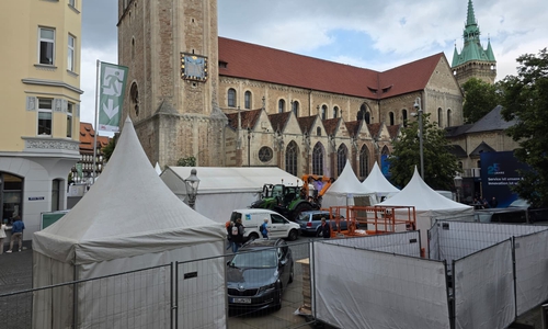 Blick auf den Domplatz.