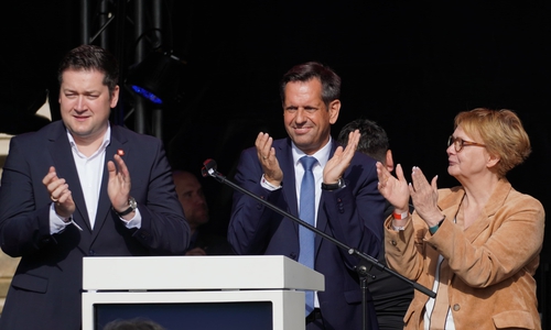 Oberbürgermeister Thorsten Kornblum, Ministerpräsident Olaf Lies und Innenministerin Daniela Behrens eröffneten den Tag der Niedersachsen offiziell.