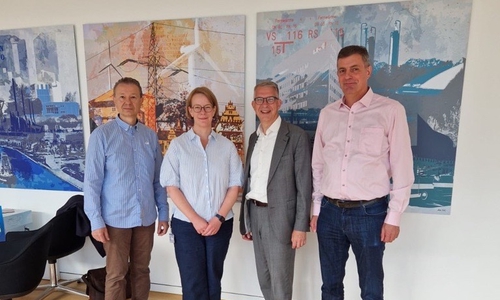 Kai Kronschnabel (1. stellvertretender Vorsitzender des Aufsichtsrats), Birte Fleischer (Vorständin Stadtwerke Wolfsburg AG), Markus Alisch (Aufsichtsratsvorsitzender), Kai Ritter (2. stellvertretender Vorsitzender des Aufsichtsrats).