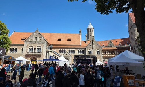 Der Burgplatz am Tag der Niedersachsen.