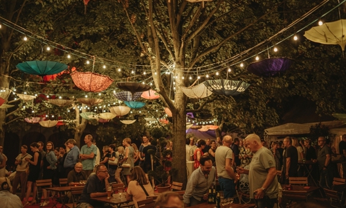 Magische Vorführungen, Lesungen, Konzerte und vieles mehr erwarten Besucher im September bei KulturImZelt im Braunschweiger Bürgerpark.