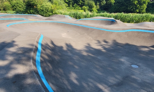 Die Pumptrack-Anlage in Gebhardshagen wird am 1. Juli offiziell einweiht.