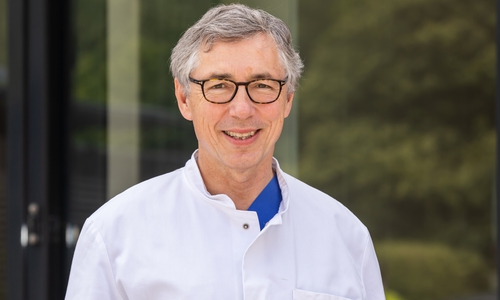 Chefarzt Prof. Dr. med. Peter Hammerer.