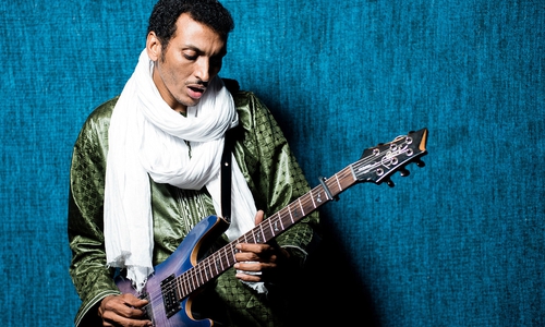 Bombino spielt am Freitag klangvolle Wüstenpoesie zwischen Tradition und Rock.