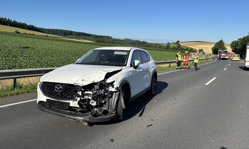 Die B82 wurde voll gesperrt.
