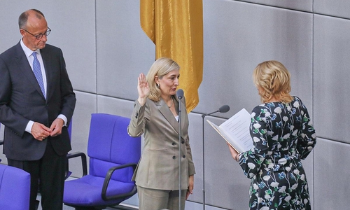 Nina Warken wird vereidigt (Archiv)