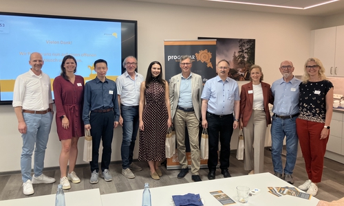 Uwe Schwenke de Wall, Cathrin Kaestner (Stadt Goslar), Yi Zhang, Dirk Becker, Carolin Stirner, Tobias Hoffmann, Dr. Hady Seyeda, Christin Schnaithmann, Christian Rehse, Sandra Bogisch (Stadt Goslar) (v. li.).