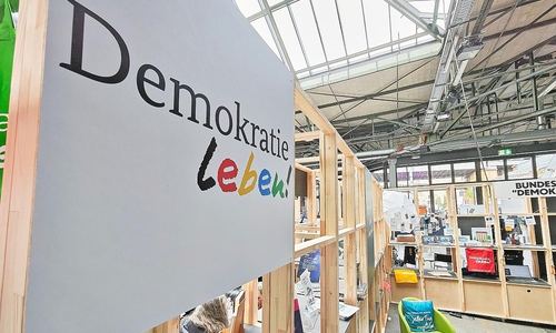 Messestand von Demokratie leben (Archiv)