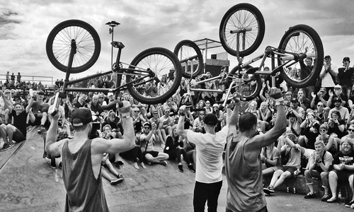 Besucher können bei der BMX-School Berlin spektakuläre Performances erleben.
