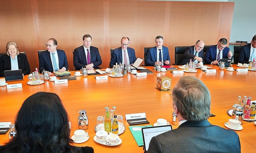 Merz bei Kabinettssitzung (Archiv)
