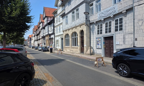 Hier soll ein sogenanntes Parklett entstehen.