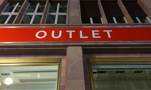 Outlet-Laden (Archiv)