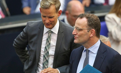 Hendrik Streeck und Jens Spahn (Archiv)