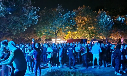 Beim Ravefest im Garten werden zahlreiche Besucher erwartet.