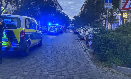 Polizei in der Berliner Graefestraße am 07.08.2026