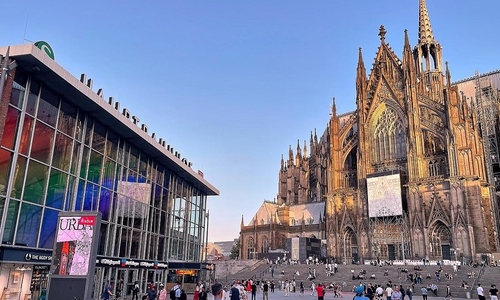 Kölner Hauptbahnhof und Dom (Archiv)