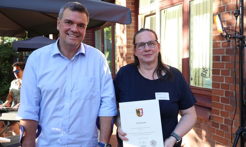 Landrat Dr. Alexander Saipa und Tanja Lousée