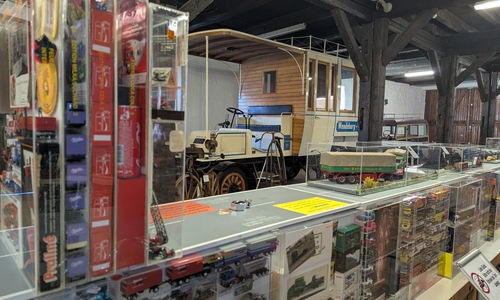 Impressionen von Albert’s Mini-Truck-Show im Städtischen Museum Schloss Salder.