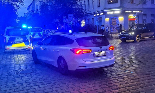 Polizei in der Berliner Graefestraße am 07.08.2026