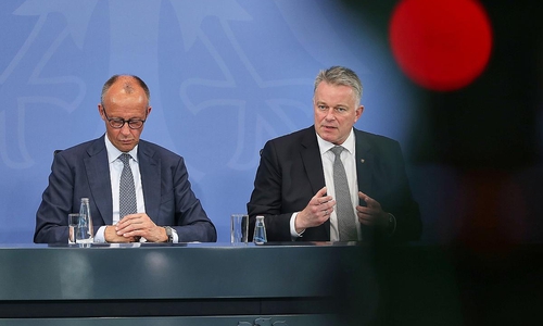 Friedrich Merz und Gordon Schnieder (Archiv)