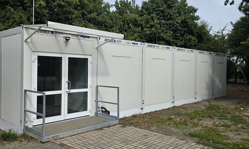 SchulDie Gemeinde Vechelde erweitert zum Schuljahr 2026/2027 die räumlichen Kapazitäten der Grundschule Löwenherz in Wedtlenstedt. container an der Grundschule in Wedtlenstedt © 