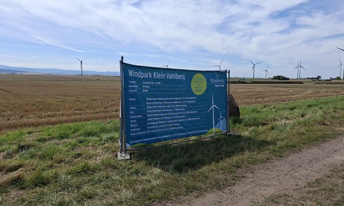 Mit einem symbolischen Spatenstich ist der Startschuss für den Bau des Windparks Klein Vahlberg in Niedersachsen gefallen